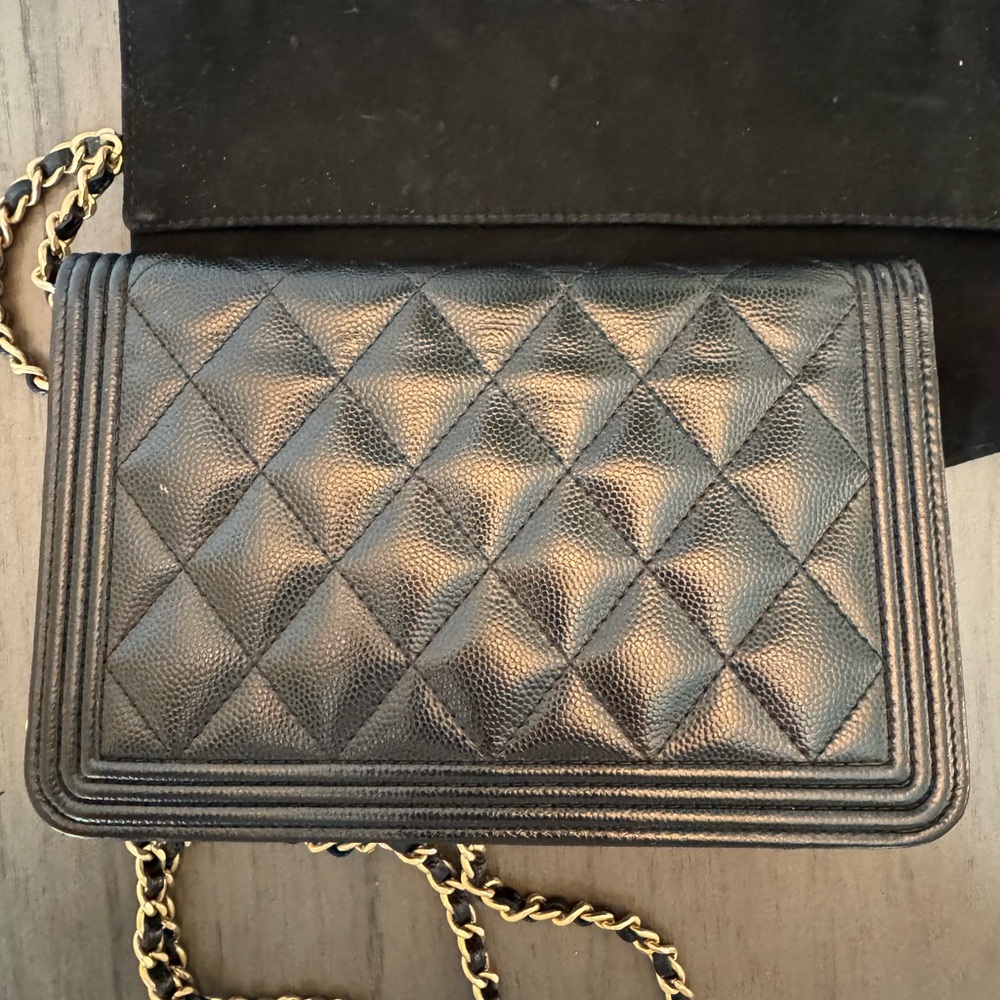 Chanel Black Quilted Crossbody Bag with Gold Chain - Picture 8 of 8